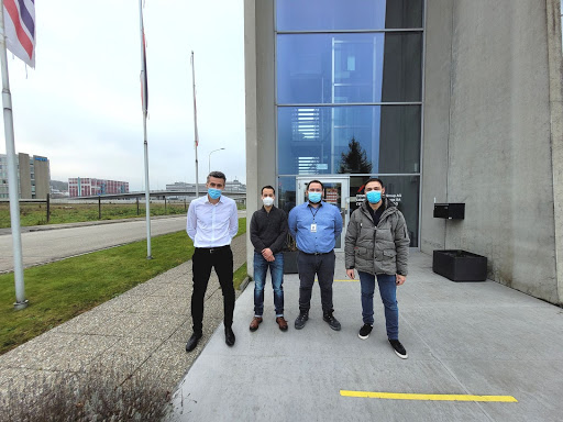 Visite et premiers essais au laboratoire central du groupe CEMEX en suisse en vue du développement d’un système constructif de maison hybride bois/béton fibré par l’entreprise Silians.